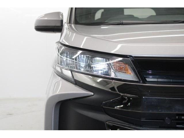 TOYOTA NOAH 2022 Image 31