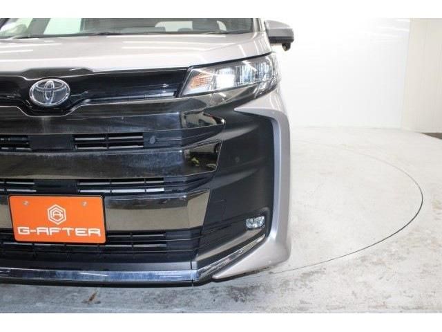 TOYOTA NOAH 2022 Image 31