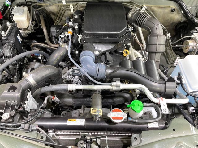 SUZUKI JIMNY 4WD 2023 Image 31