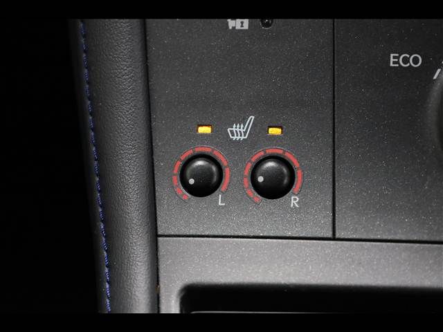 TOYOTA LEXUS CT200H 2013 Image 31