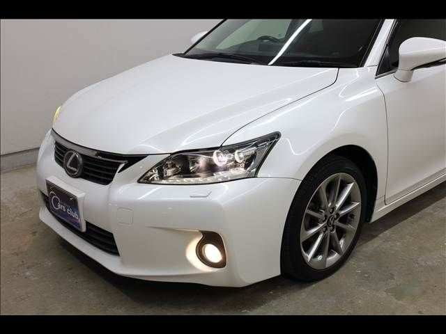 TOYOTA LEXUS CT200H 2013 Image 31