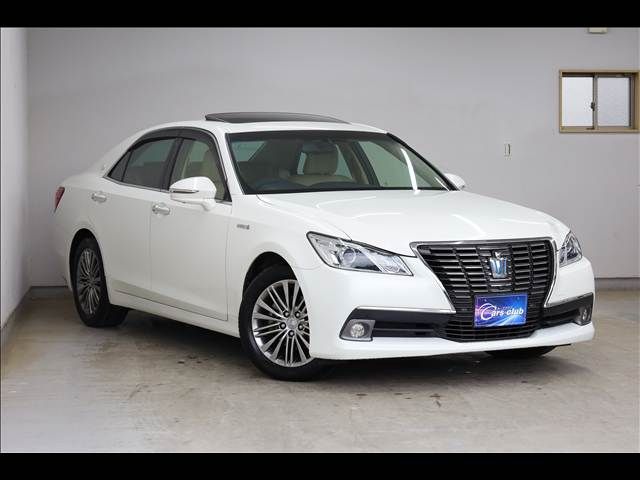 TOYOTA CROWN SEDAN HYBRID 2014 Image 31