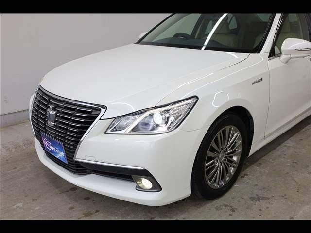 TOYOTA CROWN SEDAN HYBRID 2014 Image 31