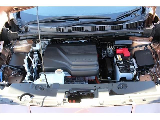 NISSAN LEAF 2023 Image 31