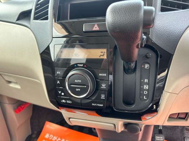 NISSAN ROOX 2010 Image 31