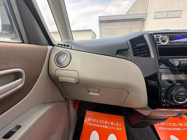 NISSAN ROOX 2010 Image 31