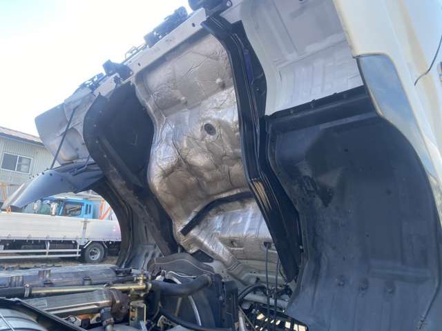 MITSUBISHI FUSOU FIGHTER 2006 Image 31