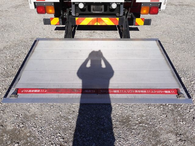 MITSUBISHI FUSOU FIGHTER 2016 Image 31