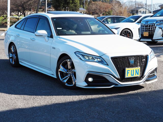 TOYOTA CROWN SEDAN HYBRID 2018 Image 31