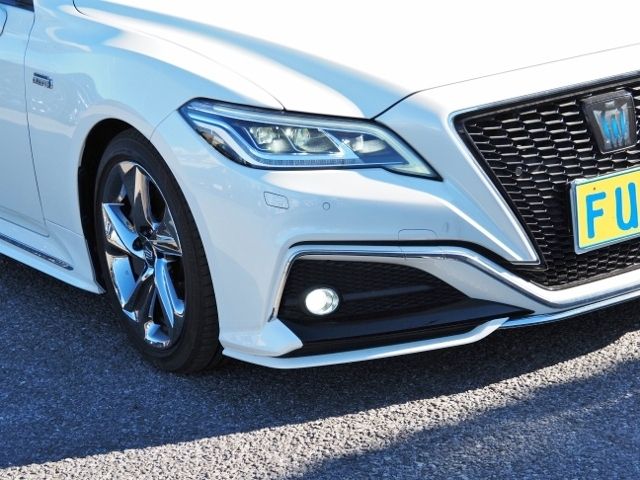 TOYOTA CROWN SEDAN HYBRID 2018 Image 31