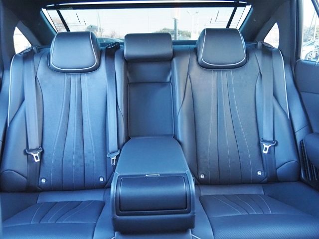 TOYOTA CROWN SEDAN HYBRID 2018 Image 31