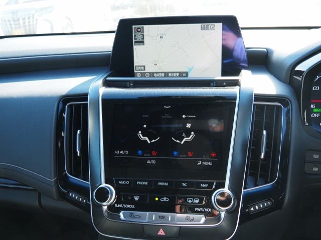 TOYOTA CROWN SEDAN HYBRID 2018 Image 31