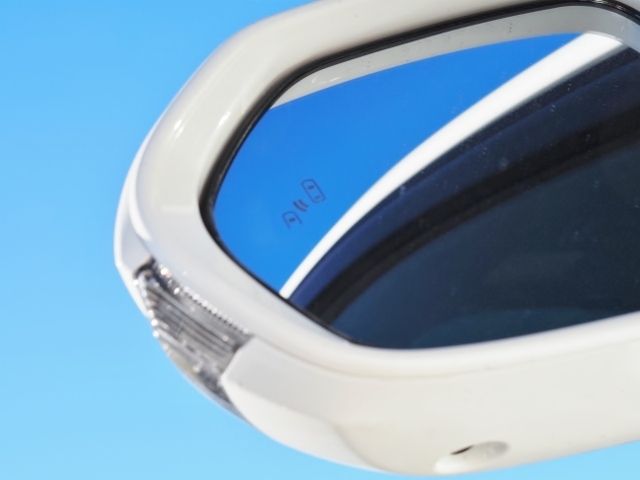 TOYOTA CROWN SEDAN HYBRID 2018 Image 31