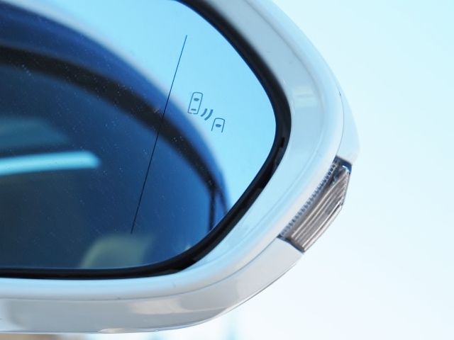 TOYOTA CROWN SEDAN HYBRID 2018 Image 31