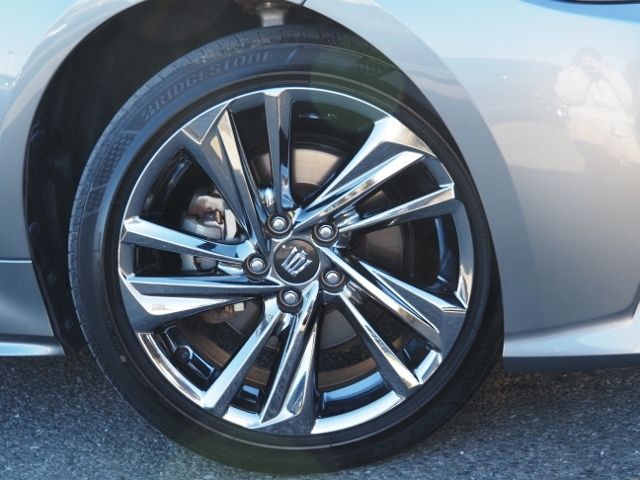 TOYOTA CROWN SEDAN HYBRID 4 2021 Image 31