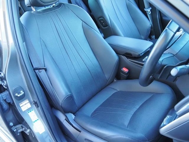 TOYOTA CROWN SEDAN HYBRID 4 2021 Image 31