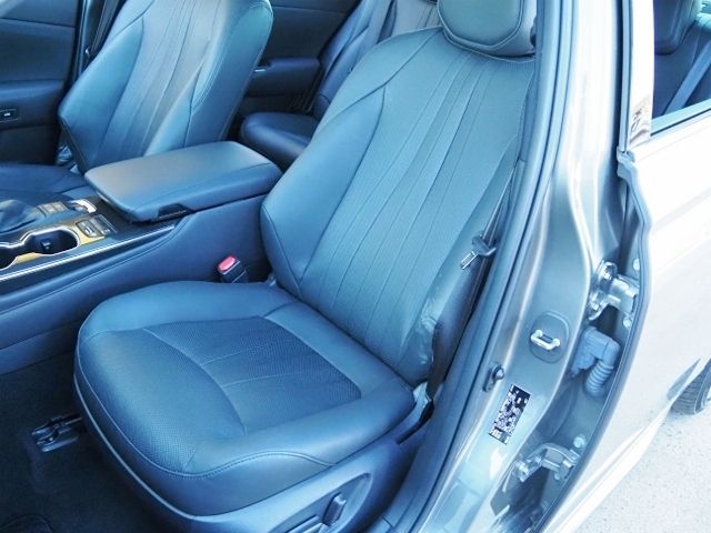 TOYOTA CROWN SEDAN HYBRID 4 2021 Image 31