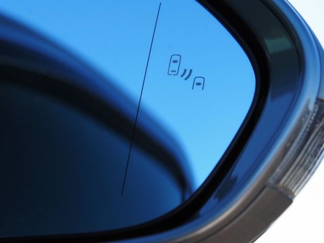 TOYOTA CROWN SEDAN HYBRID 4 2021 Image 31