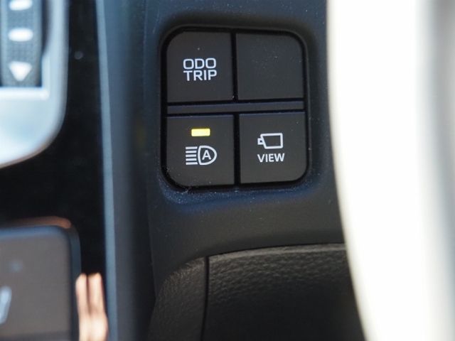 TOYOTA CROWN SEDAN HYBRID 4 2021 Image 31