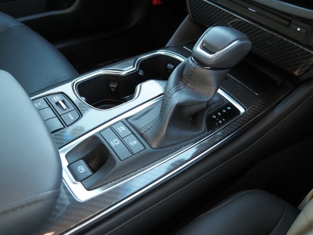 TOYOTA CROWN SEDAN HYBRID 4 2021 Image 31