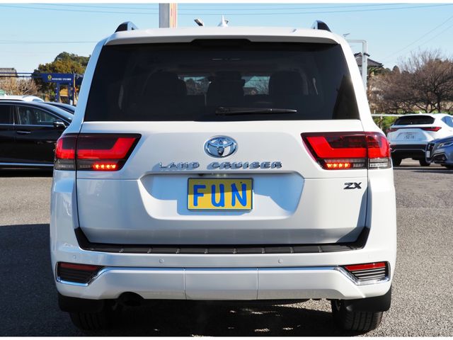 TOYOTA LANDCRUISER WAGON 2024 Image 31