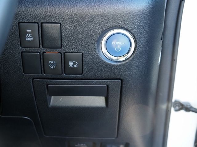 TOYOTA ALPHARD HYBRID 4WD 2023 Image 31