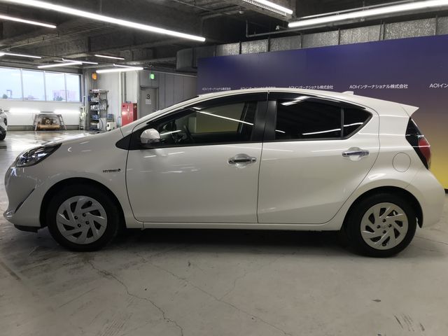 TOYOTA AQUA 2019 Image 31