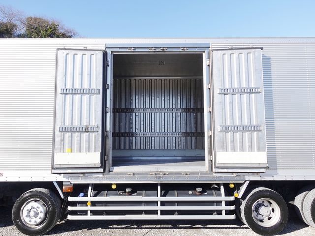 ISUZU GIGA 2017 Image 31