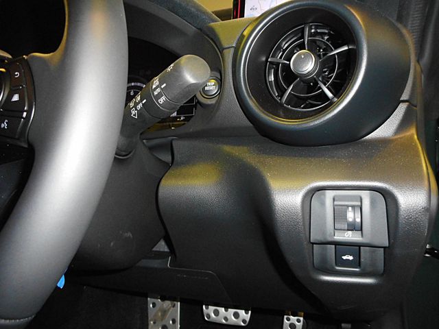 TOYOTA GR86 2024 Image 31