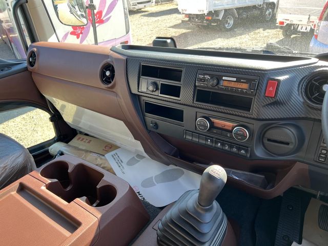 HINO DUTRO 2025 Image 31