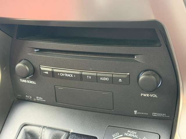 TOYOTA LEXUS NX300H 2015 Image 31