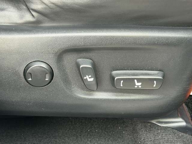 TOYOTA LEXUS NX300H 2015 Image 31