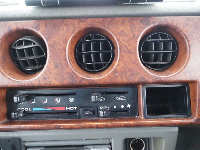 SUZUKI JIMNY 4WD 1997 Image 31