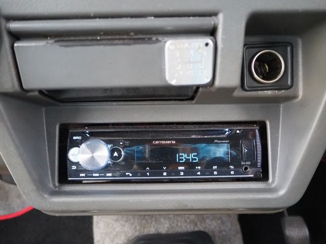 SUZUKI JIMNY 4WD 1997 Image 31