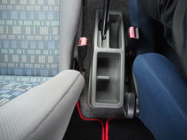 SUZUKI JIMNY 4WD 1997 Image 31