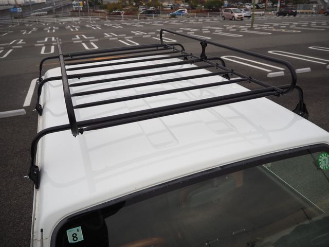 SUZUKI JIMNY 4WD 1997 Image 31