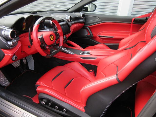 FERRARI GTC4 LUSSO T 2020 Image 31