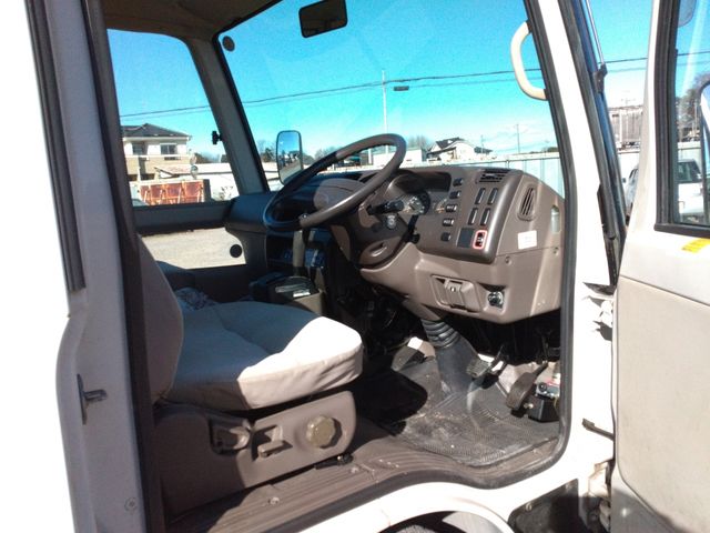 MITSUBISHI ROSA 2004 Image 31