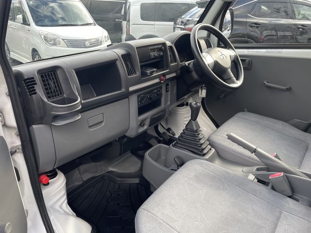 MITSUBISHI MINICAB TRUCK 4WD 2012 Image 31