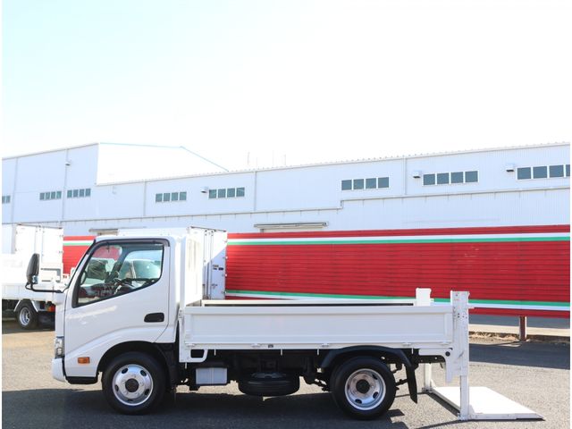 HINO DUTRO 2018 Image 31