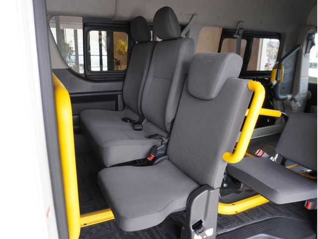 TOYOTA REGIUSACE VAN 1.25T 2019 Image 31