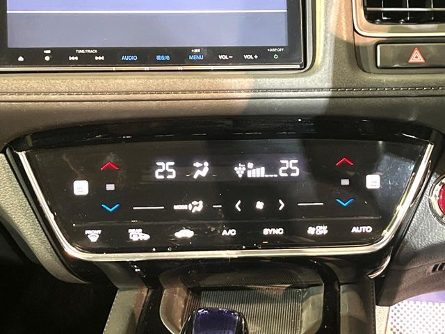 HONDA VEZEL HYBRID 2016 Image 31