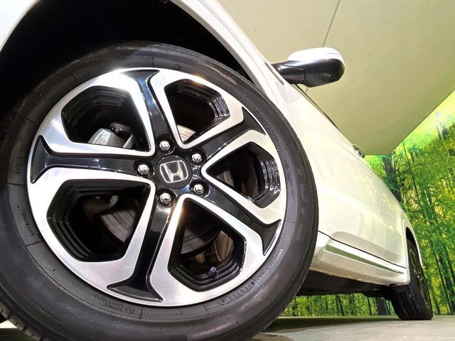 HONDA VEZEL HYBRID 2016 Image 31