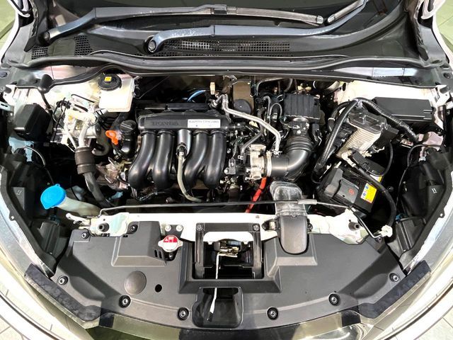 HONDA VEZEL HYBRID 2016 Image 31