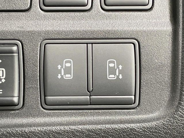 NISSAN SERENA  S-HYBRID 2017 Image 31