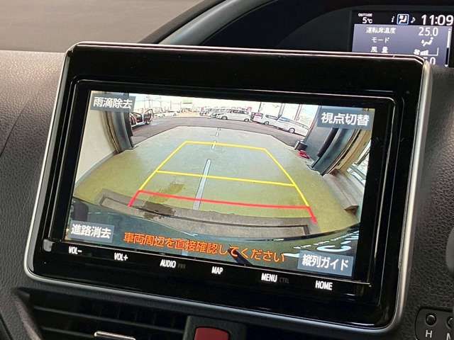 TOYOTA VOXY HYBRID 2021 Image 31