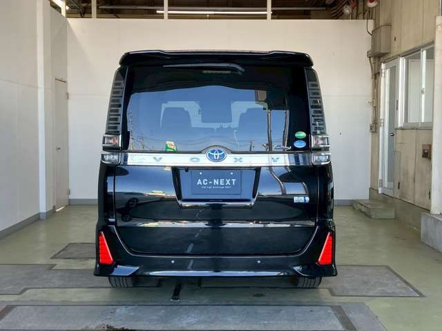 TOYOTA VOXY HYBRID 2021 Image 31