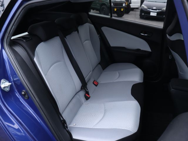 TOYOTA PRIUS 2016 Image 31