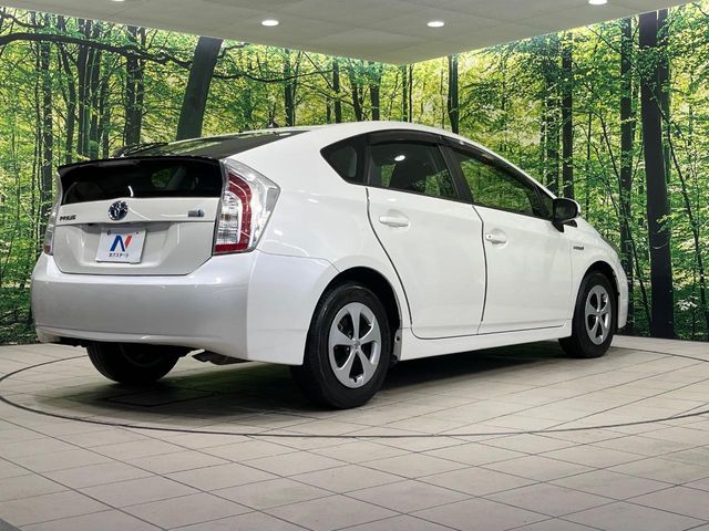 TOYOTA PRIUS 2015 Image 31