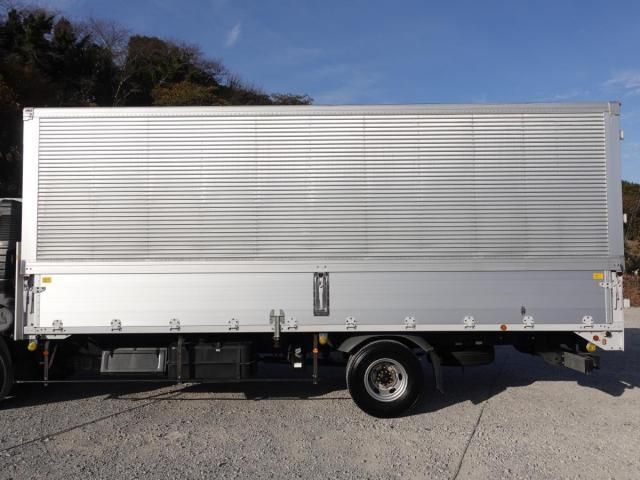 MITSUBISHI FUSOU FIGHTER 2014 Image 31